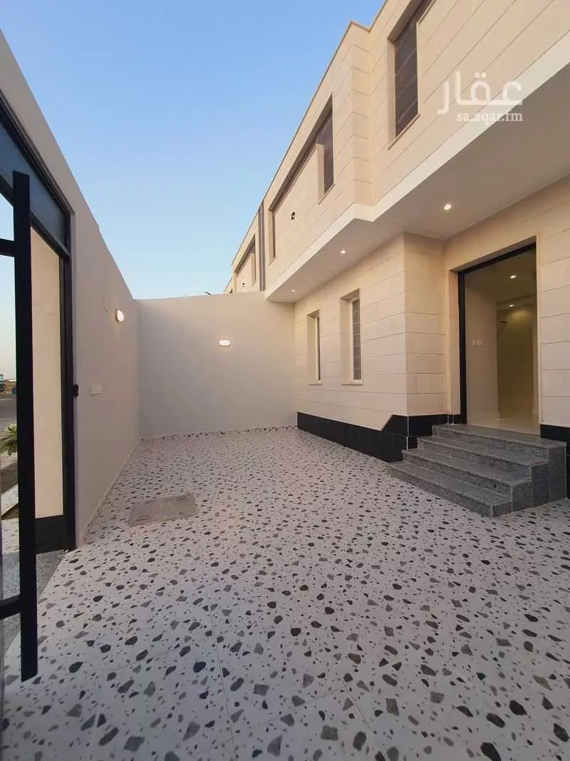 فيلا للبيع في شارع الرياض, حي الرياض, مدينة جدة, منطقة مكة المكرمة 1 صورة