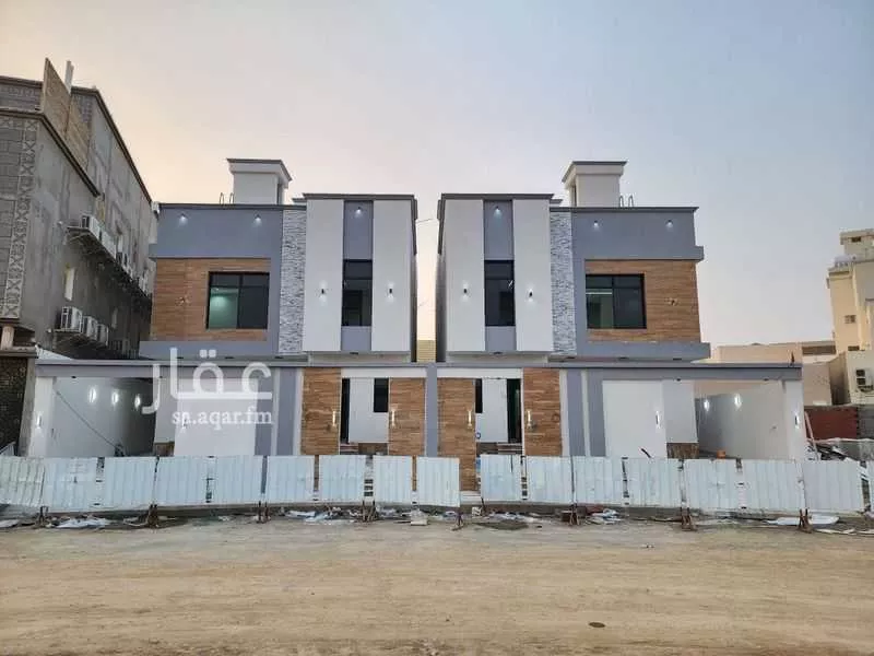 فيلا للبيع في شارع شمس الدين الحريري, حي الصالحية, مدينة جدة, منطقة مكة المكرمة 1 صورة
