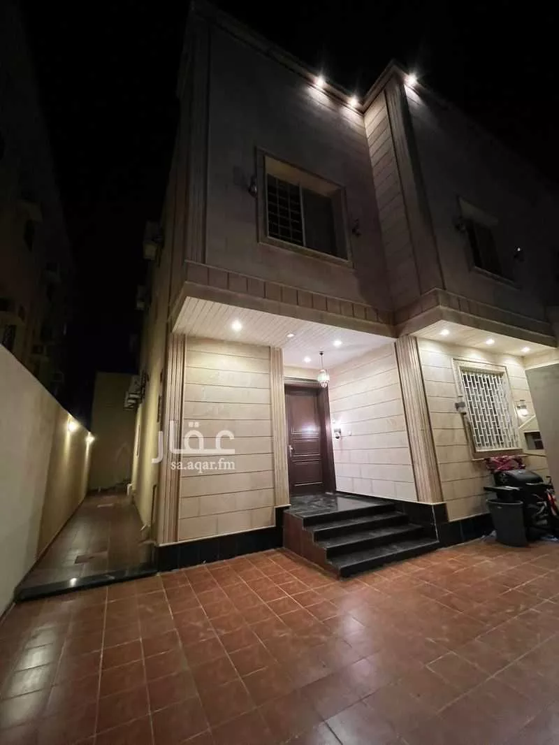 فيلا للبيع في شارع العسلي, حي الصالحية, مدينة جدة, منطقة مكة المكرمة 1 صورة