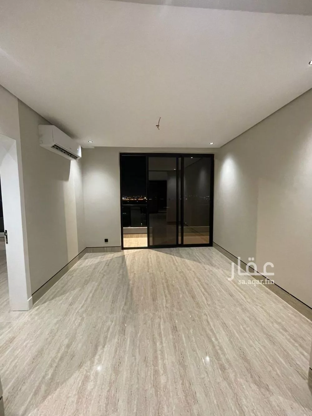 شقة للبيع في شارع الحديثة, حي ضاحية الملك فهد, مدينة الدمام, المنطقة الشرقية 1 صورة