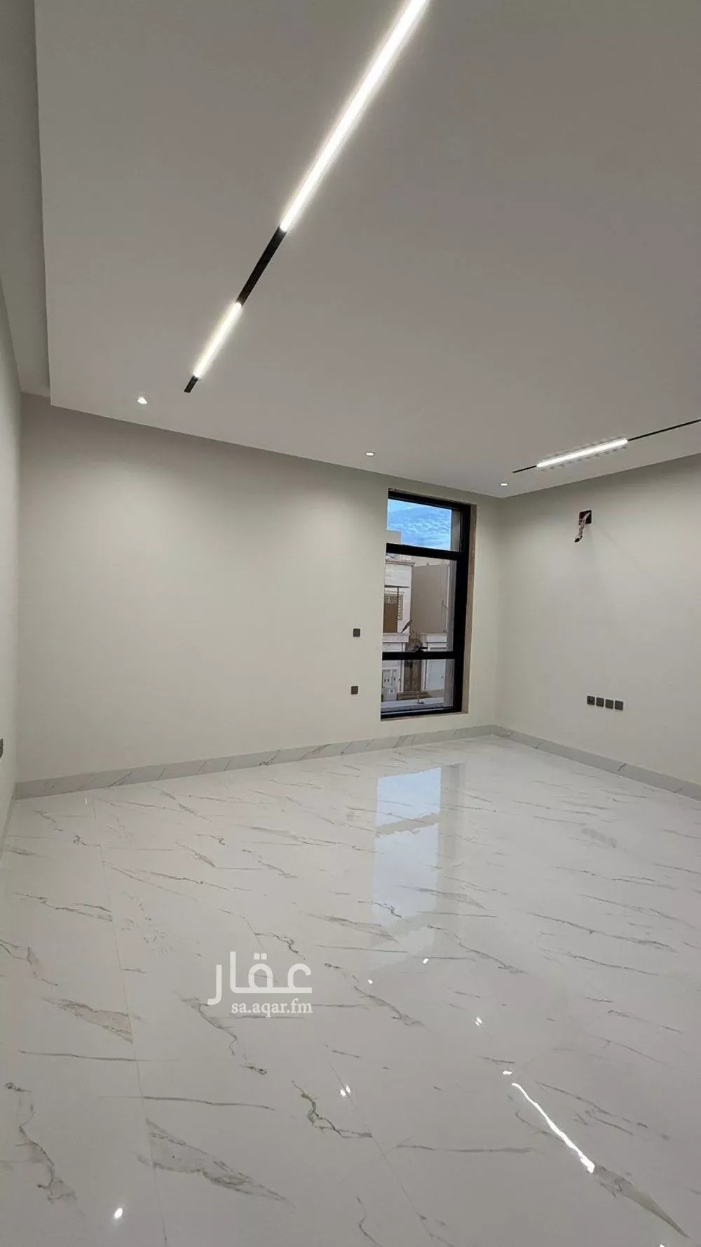 فيلا للبيع في شارع عبداللطيف بن المبارك, حي المهدية, مدينة الرياض, منطقة الرياض 1 صورة