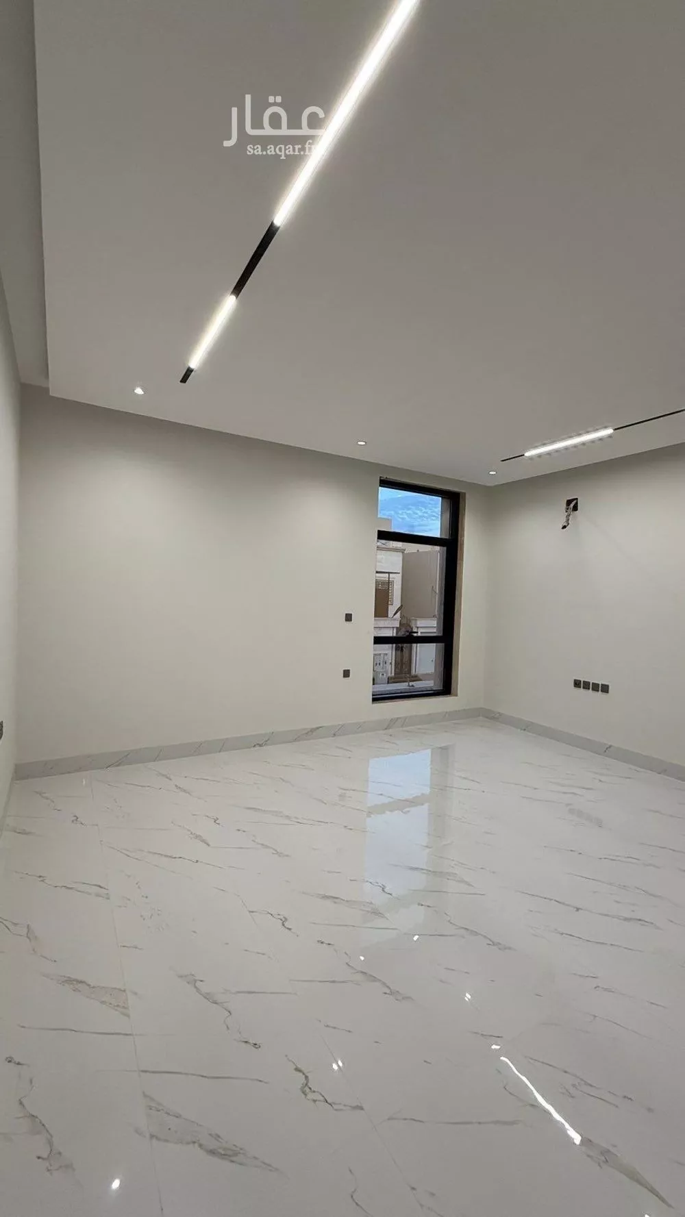 فيلا للبيع في شارع عبداللطيف بن المبارك, حي المهدية, مدينة الرياض, منطقة الرياض 1 صورة