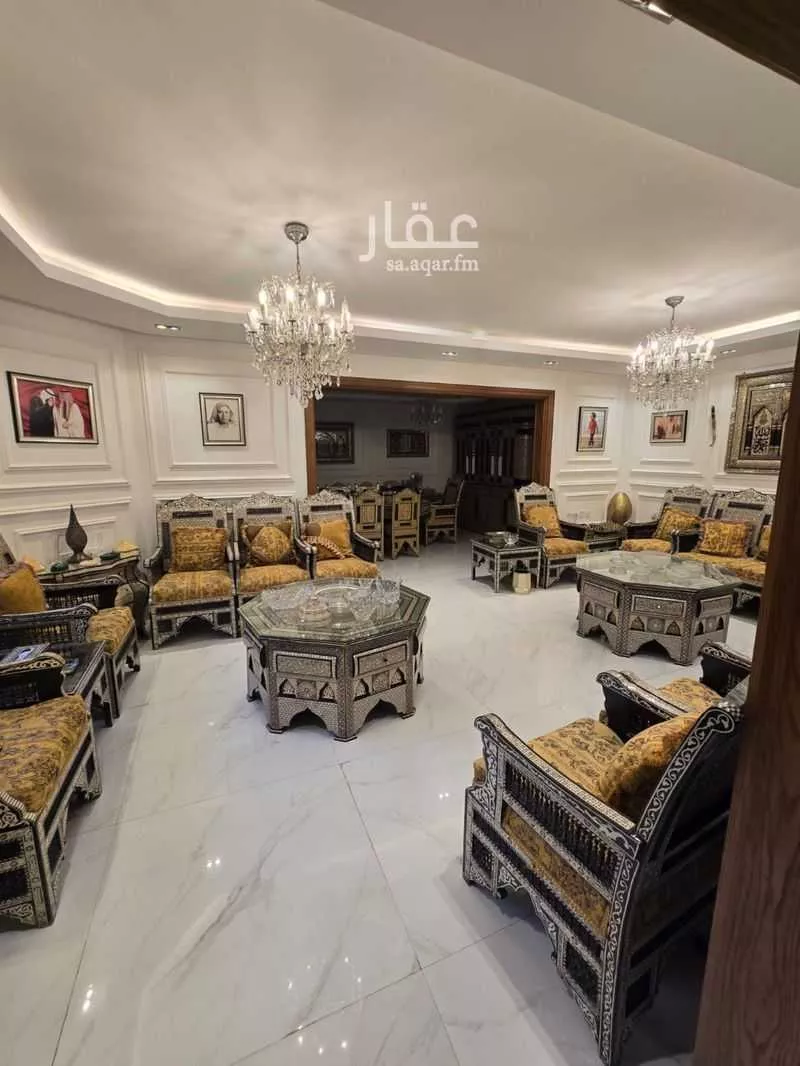 فيلا للبيع في شارع خالد الأزهري ، حي المصيف ، الرياض ، منطقة الرياض 1 صورة