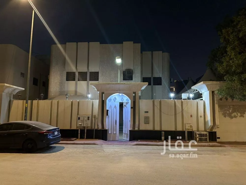 فيلا للبيع في شارع عبدالرحمن بن صدقة, حي القدس, مدينة الرياض, منطقة الرياض 1 صورة