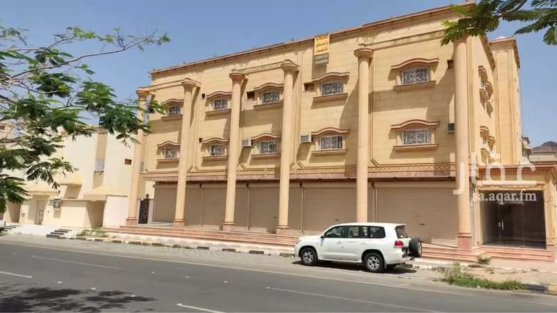 محل للإيجار في شارع الملك خالد ابن عبدالعزيز, حي الفهد, مدينة نجران, منطقة نجران 1 صورة