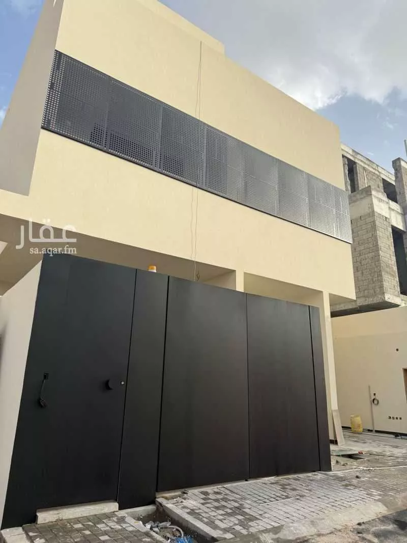 دور للبيع في شارع فيصل بن بندر, حي النرجس, مدينة الرياض, منطقة الرياض 1 صورة