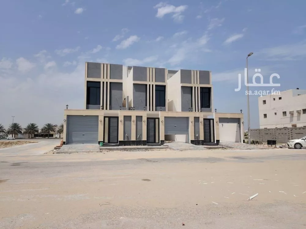 فيلا للبيع في شارع جندب بن عمار, حي ضاحية الملك فهد, مدينة الدمام, المنطقة الشرقية 1 صورة