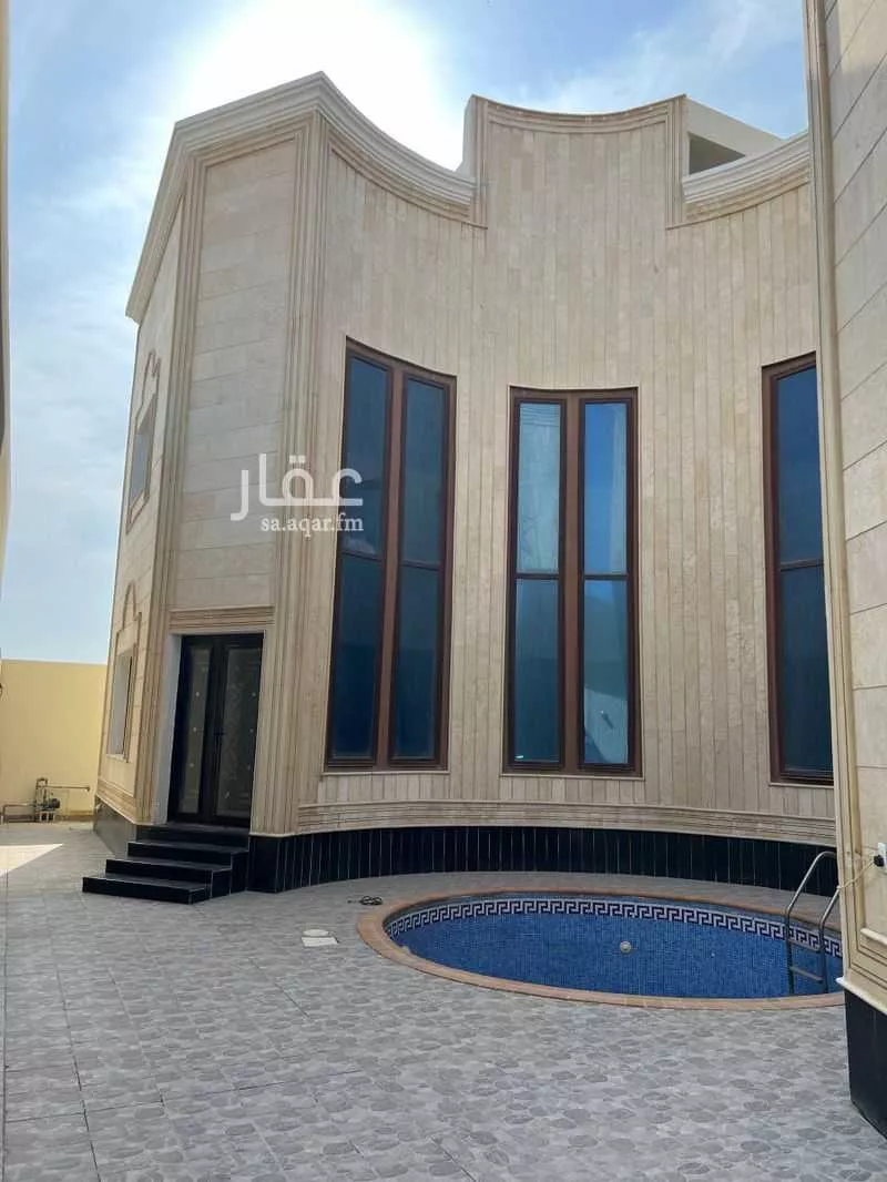 فيلا للإيجار في شارع المقداد بن عمرو, حي الشراع, مدينة الخبر, المنطقة الشرقية 1 صورة