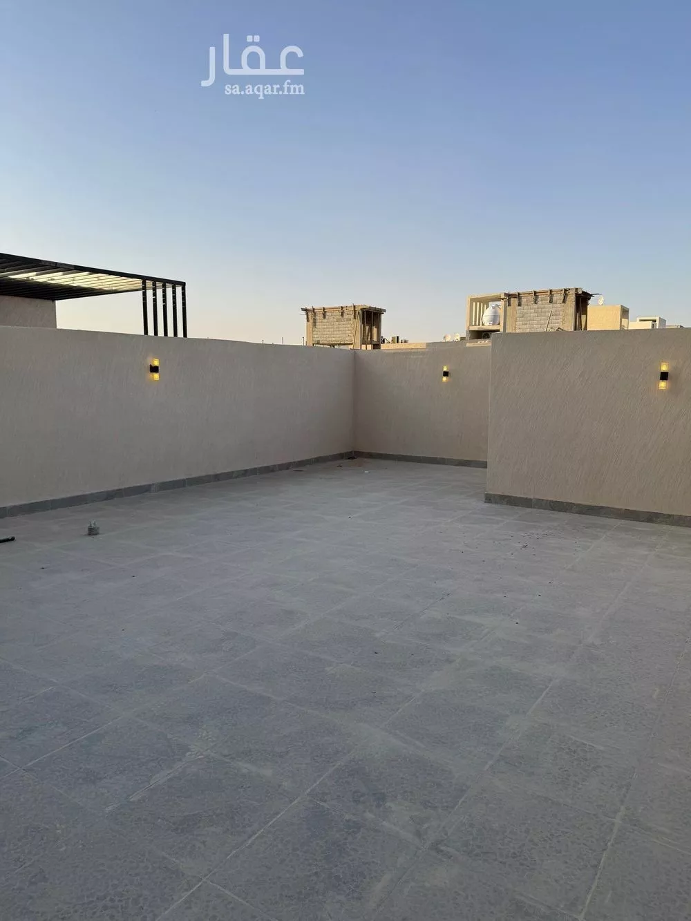 فيلا للبيع في شارع خليفه ابن حمد آل ثاني, حي الجنادرية, مدينة الرياض, منطقة الرياض 1 صورة