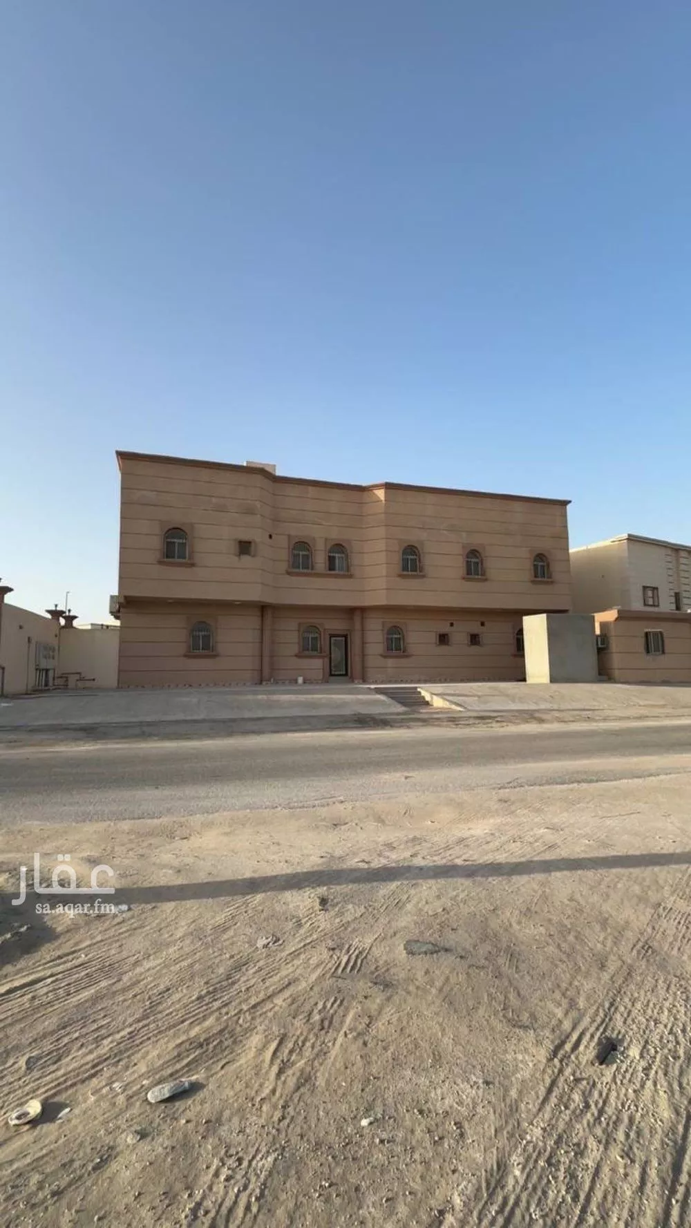 عمارة للبيع في حي ضاحية الملك فهد, مدينة الدمام, المنطقة الشرقية 1 صورة