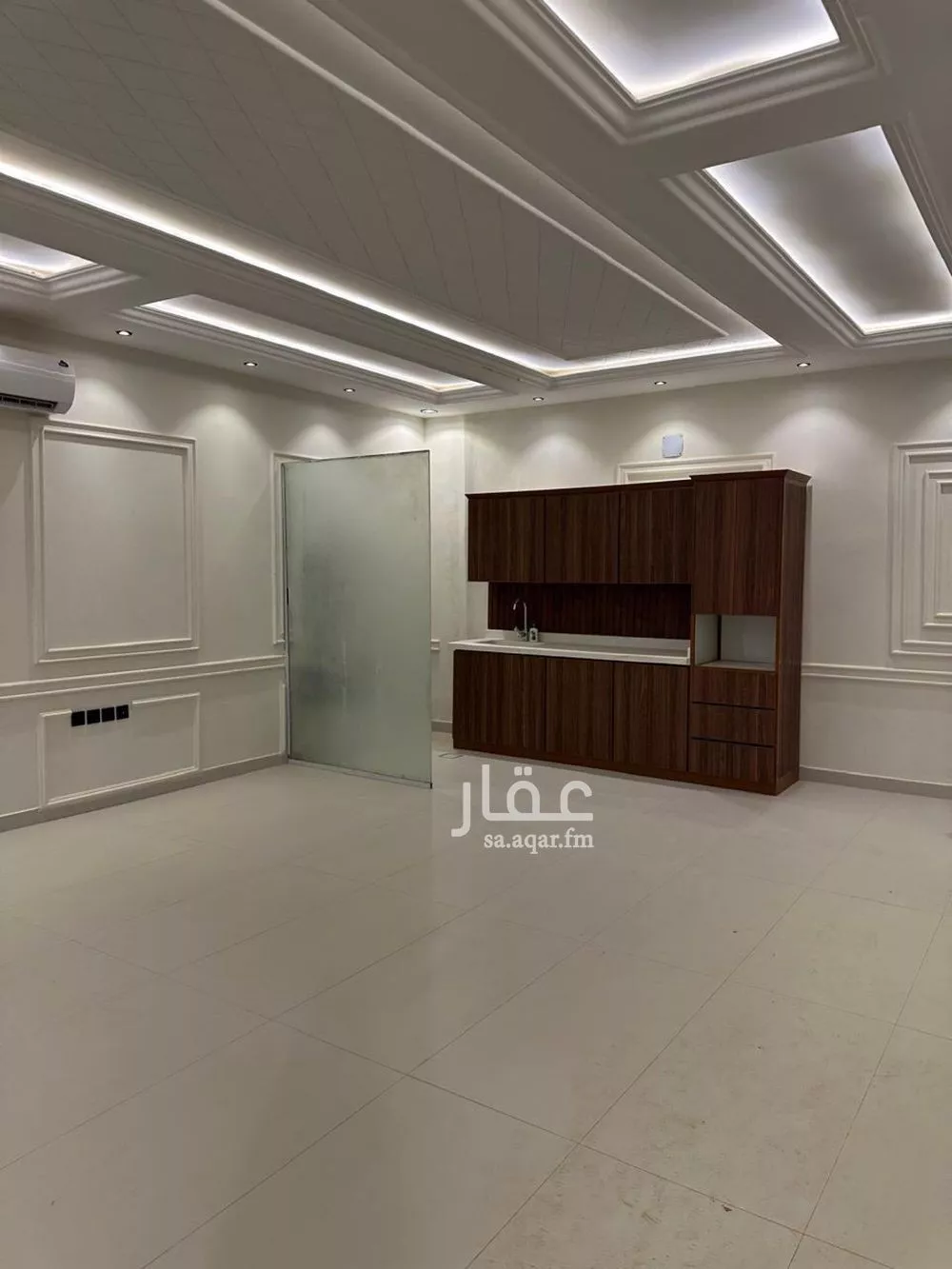 فيلا للإيجار في شارع دينار الحجام, حي الرمال, مدينة الرياض, منطقة الرياض 1 صورة