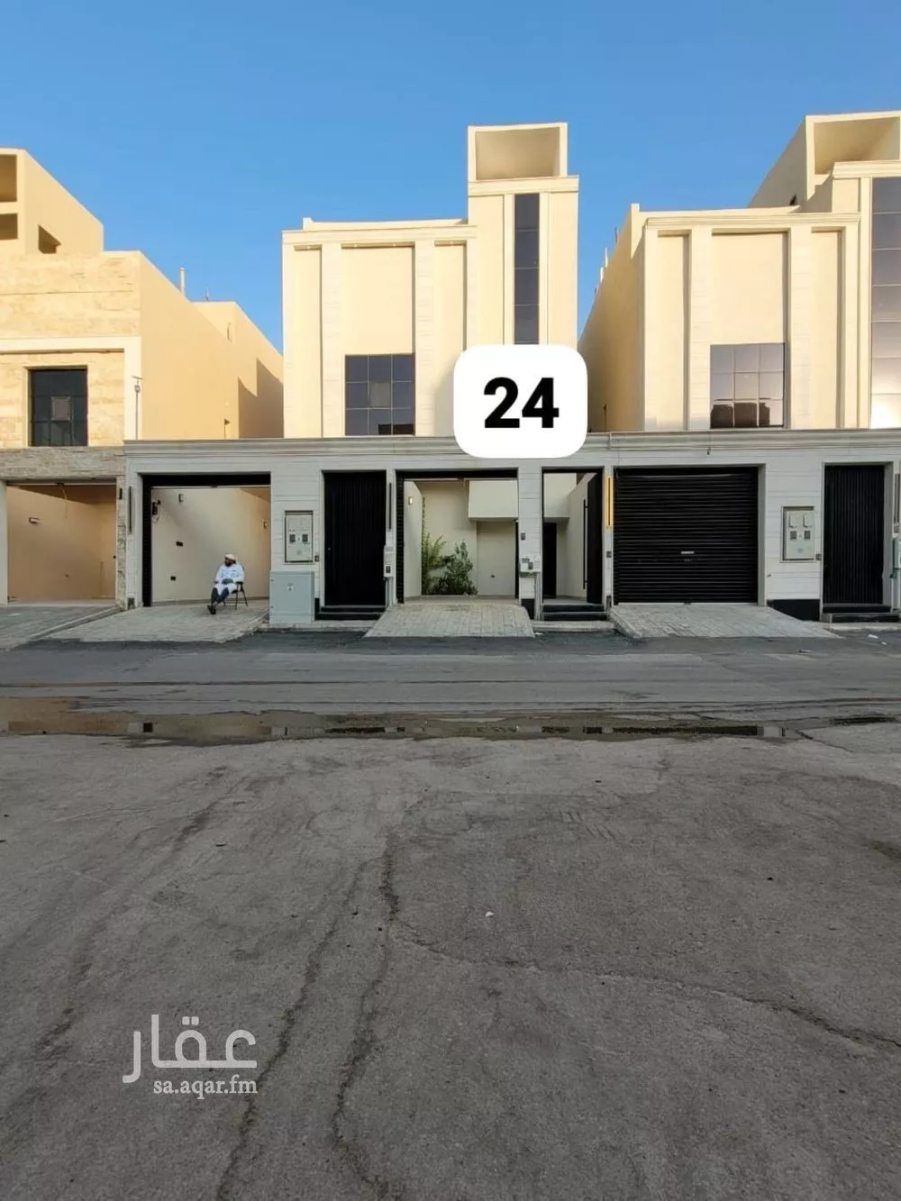 دور للبيع في شارع محمد بن عياش, حي طويق, مدينة الرياض, منطقة الرياض 1 صورة