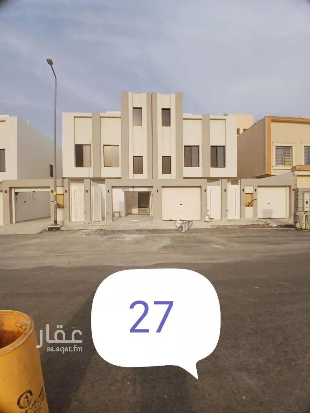 دور للبيع في شارع حامد عبدالحفيظ, حي عكاظ, مدينة الرياض, منطقة الرياض 1 صورة