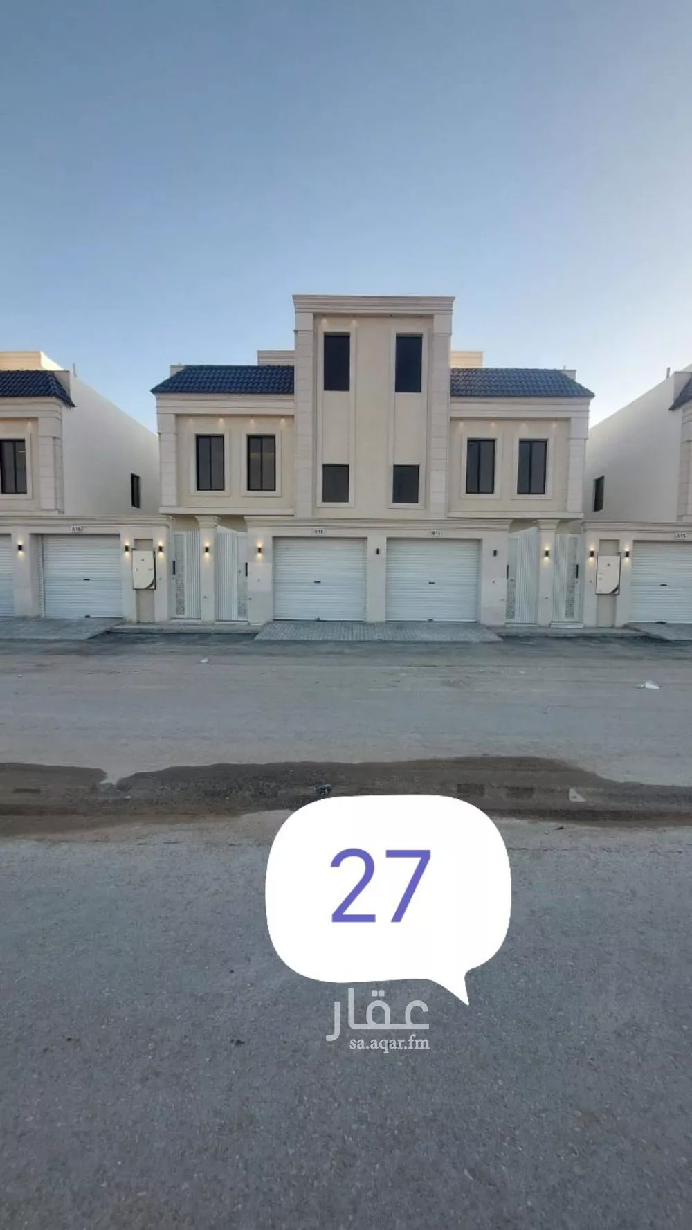 دور للبيع في شارع حامد عبدالحفيظ, حي عكاظ, مدينة الرياض, منطقة الرياض 1 صورة