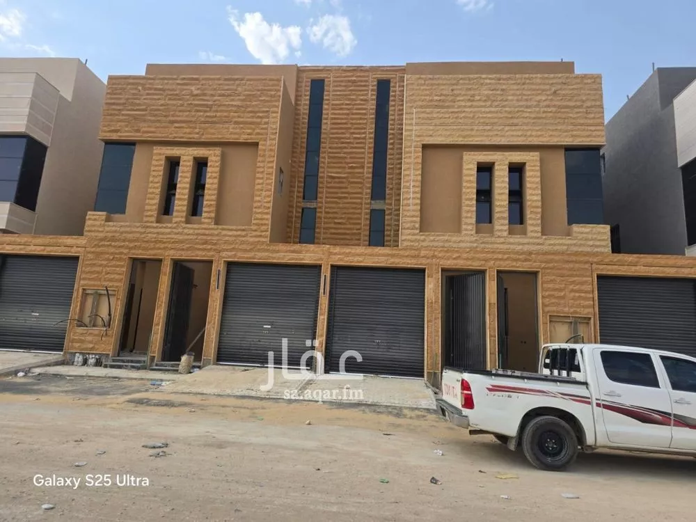 دور للبيع في شارع أبي محمد عبدالعزيز الفاسي, حي طويق, مدينة الرياض, منطقة الرياض 1 صورة