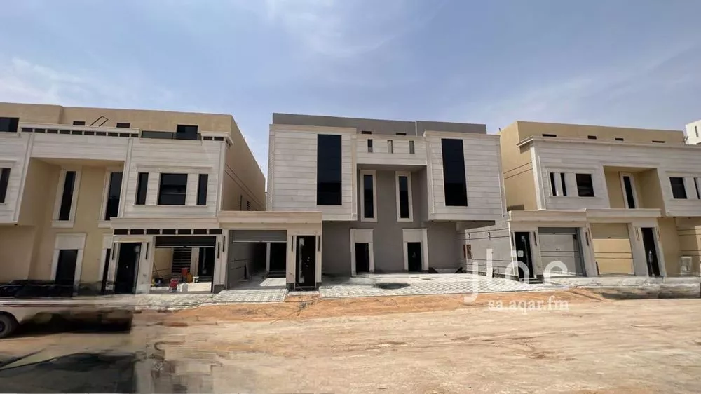 دور للبيع في حي عكاظ, مدينة الرياض, منطقة الرياض 1 صورة