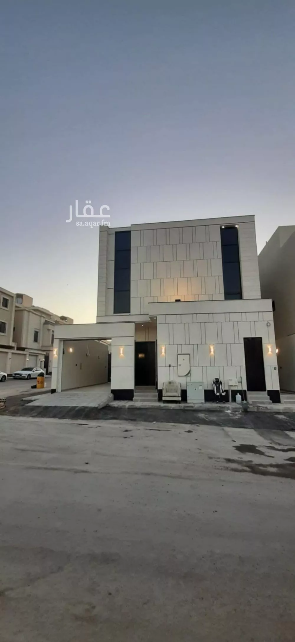 فيلا للبيع في شارع معقل بن عامر, حي الرمال, مدينة الرياض, منطقة الرياض 1 صورة