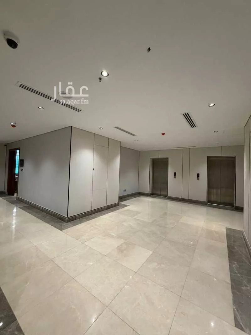 مكتب تجاري للإيجار في شارع حراء, حي الشاطئ, مدينة جدة, منطقة مكة المكرمة 1 صورة