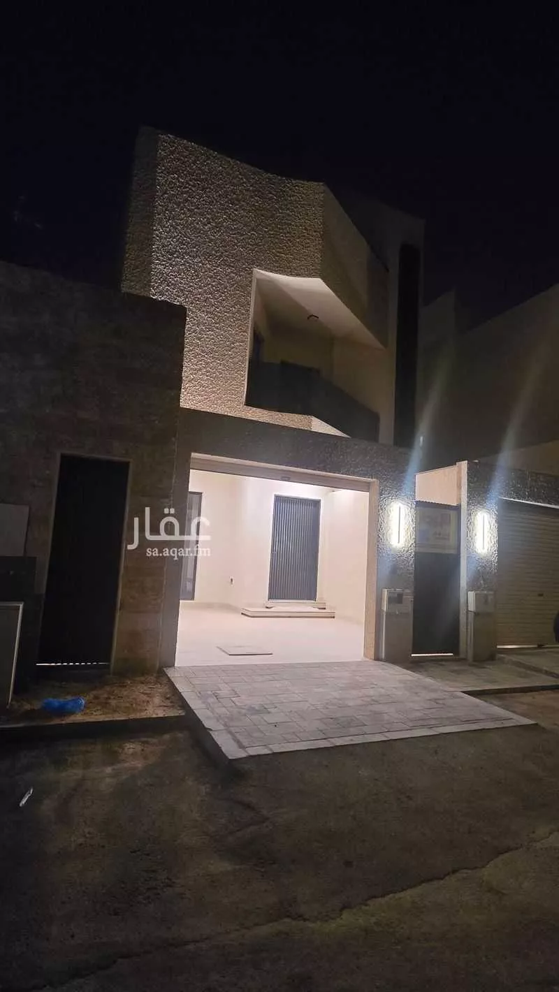 فيلا للإيجار في شارع قيس بن الملوح, حي السليمانية, مدينة الرياض, منطقة الرياض 1 صورة