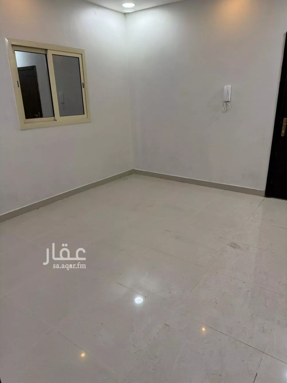 فيلا للبيع في شارع النعمان بن عمرو بن رفاعة, حي طيبة, مدينة الدمام, المنطقة الشرقية 1 صورة