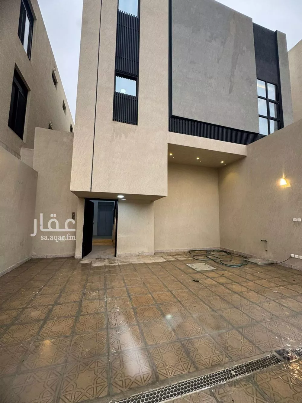 دور للبيع في شارع محمد بن قدامة, حي العارض, مدينة الرياض, منطقة الرياض 1 صورة