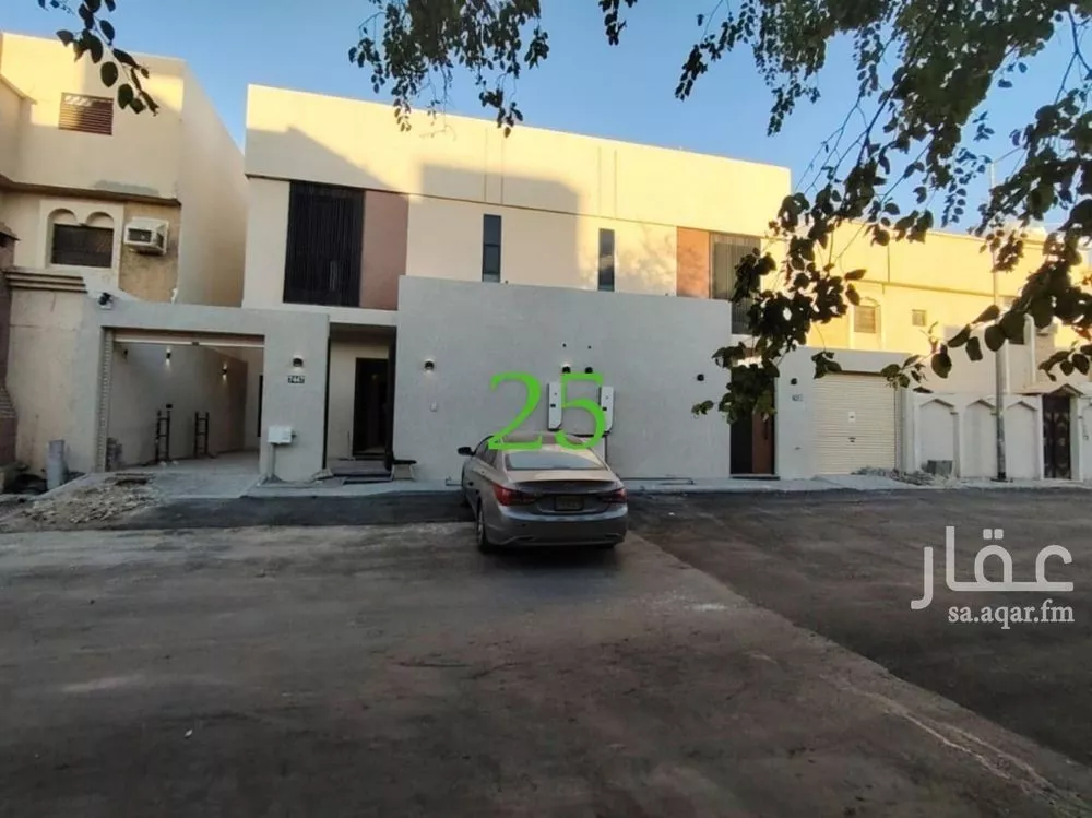 فيلا للبيع في شارع صداء, حي العريجاء الغربي, مدينة الرياض, منطقة الرياض 1 صورة