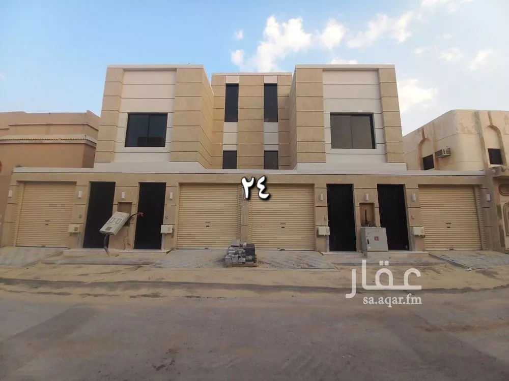 دور للبيع في شارع أسد بن كريز القسري, حي سلطانة, مدينة الرياض, منطقة الرياض 1 صورة