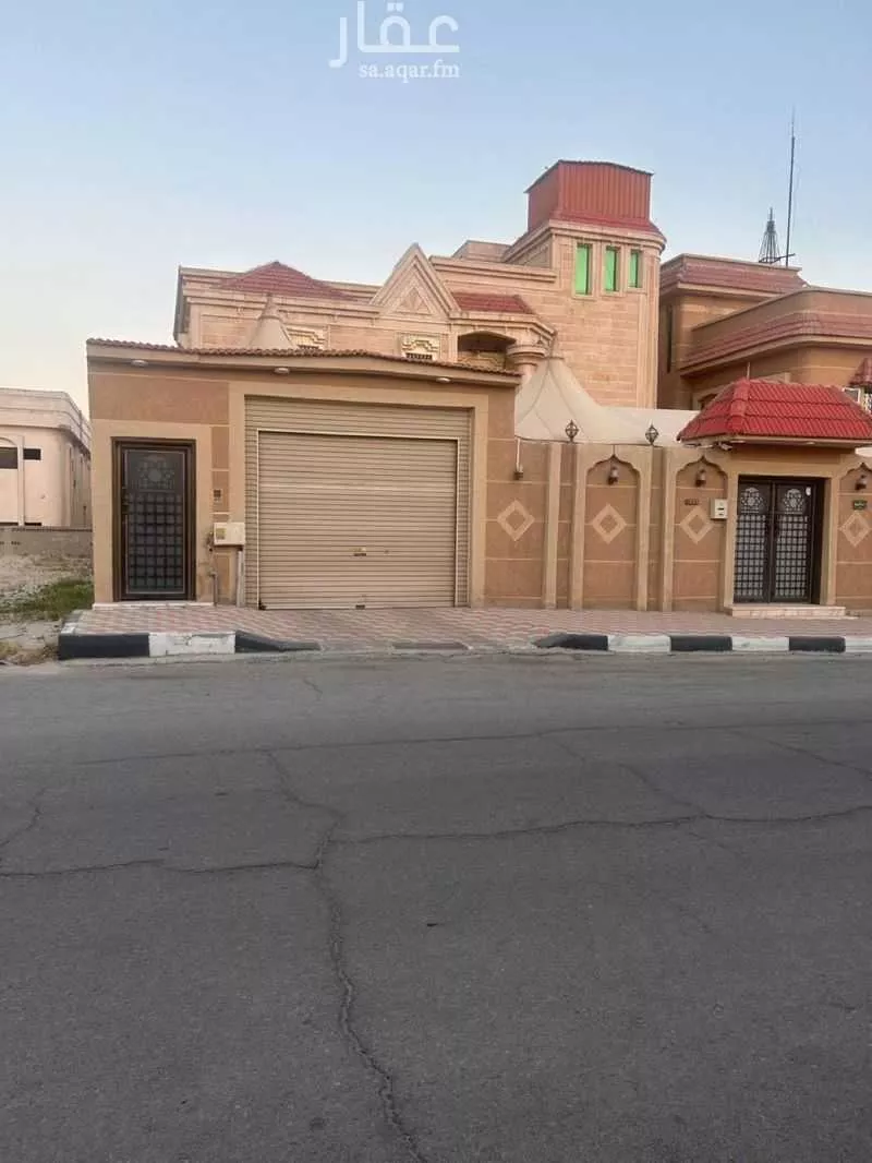 عمارة للبيع في شارع ابن النفيس, حي المحمدية, مدينة النعيريه, المنطقة الشرقية 1 صورة