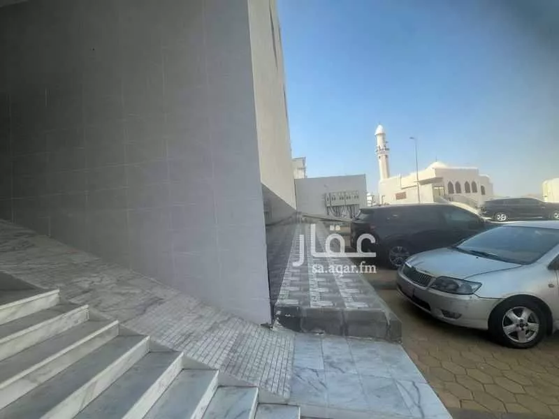 شقة للإيجار في شارع المقداديه, حي العوالي, مدينة مكة المكرمة, منطقة مكة المكرمة 1 صورة