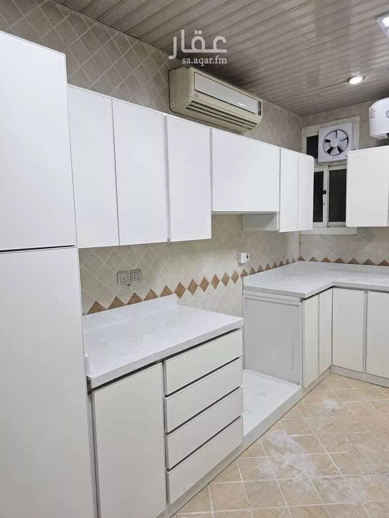 دور للإيجار في شارع عبدالعزيز الشعيبي, حي الوادي, مدينة الرياض, منطقة الرياض 1 صورة