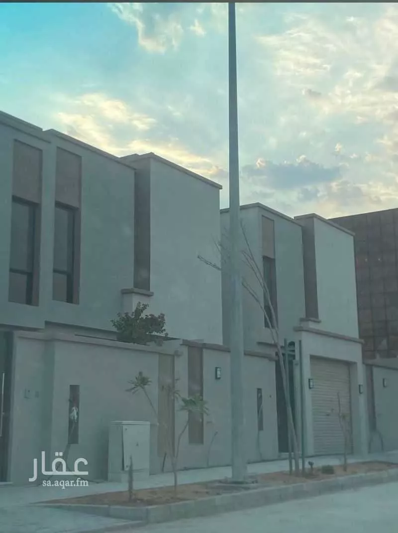 فيلا للبيع في شارع الامير فيصل بن بندر بن عبدالعزيز الفرعي ، حي مطار الملك خالد الدولي ، الرياض ، منطقة الرياض 1 صورة