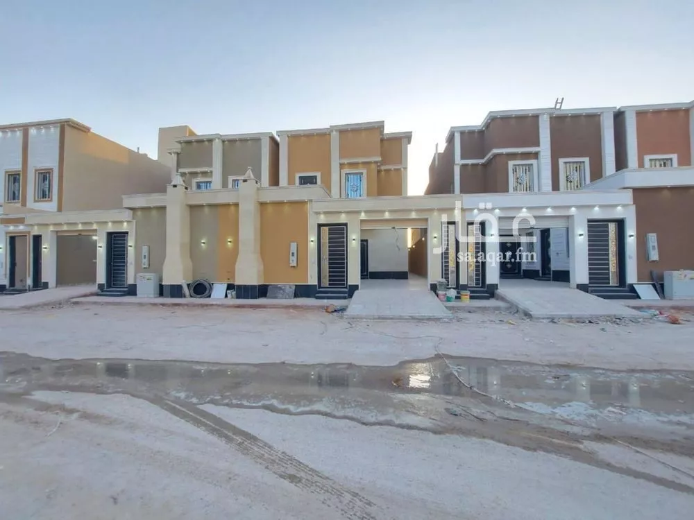 فيلا للبيع في شارع دينار الحجام, حي الرمال, مدينة الرياض, منطقة الرياض 1 صورة