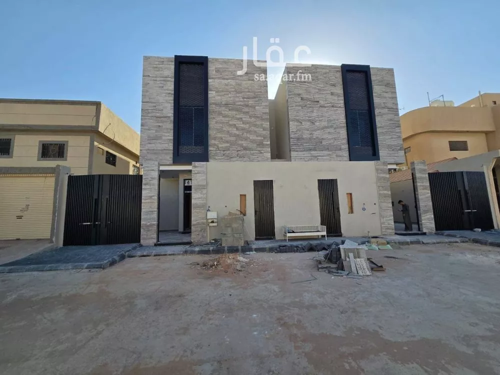 فيلا للبيع في شارع عبدالعزيز الشمري, حي الملك فيصل, مدينة الرياض, منطقة الرياض 1 صورة