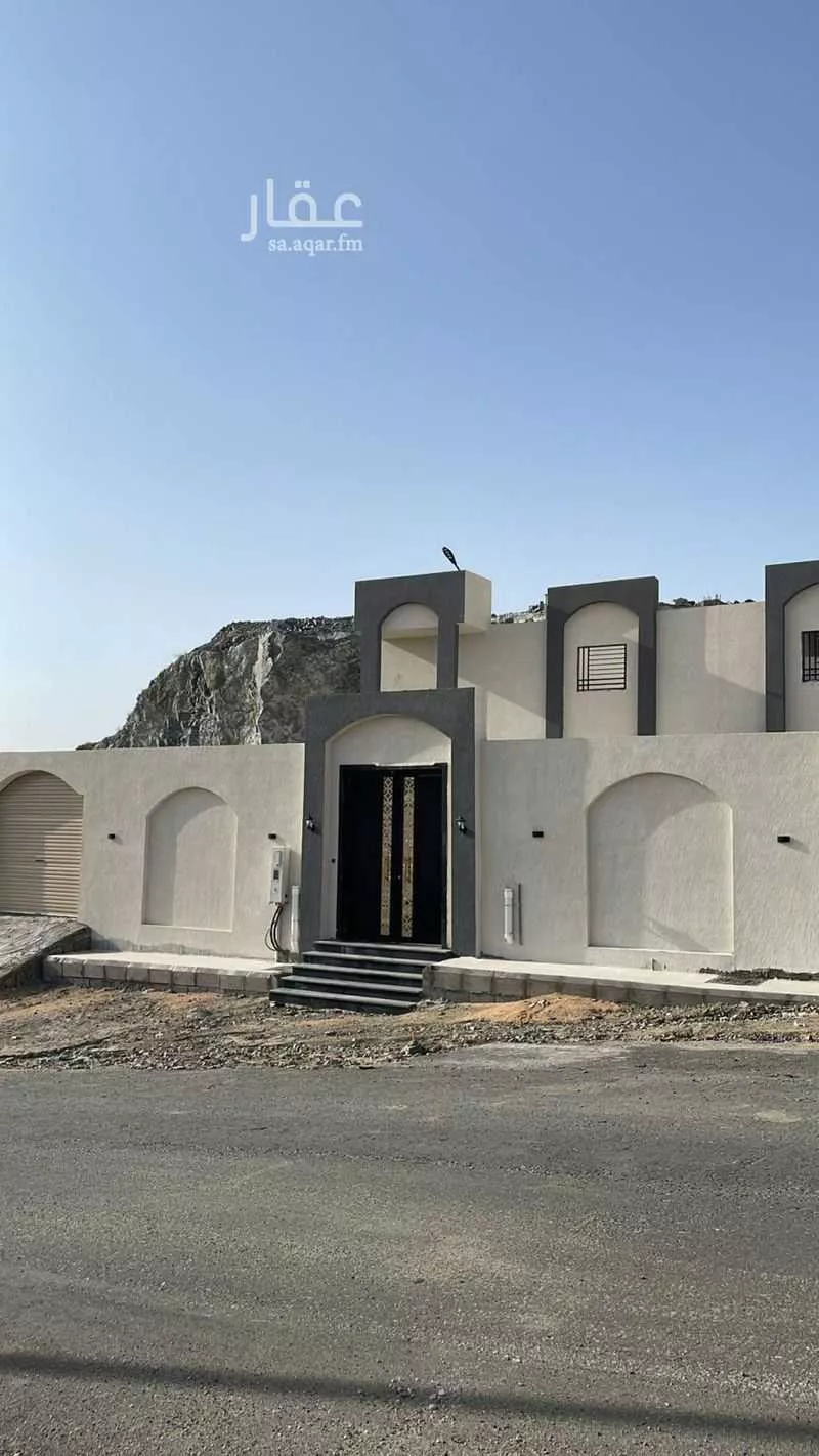فيلا للبيع في شارع اياس ابن ثعلبة, حي الأخباب, مدينة امارة منطقة مكة المكرمة - الطائف, منطقة مكة المكرمة 1 صورة