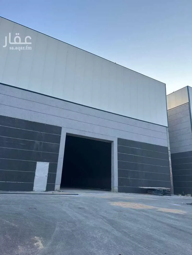 مستودع للإيجار في شارع طريق الحائر, حي الغنامية, مدينة الرياض, منطقة الرياض 1 صورة