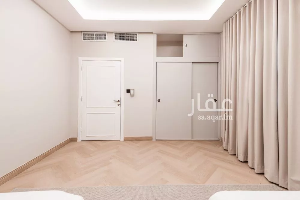 فيلا للإيجار في شارع جبل الغبيرات, حي النخيل, مدينة الرياض, منطقة الرياض 1 صورة