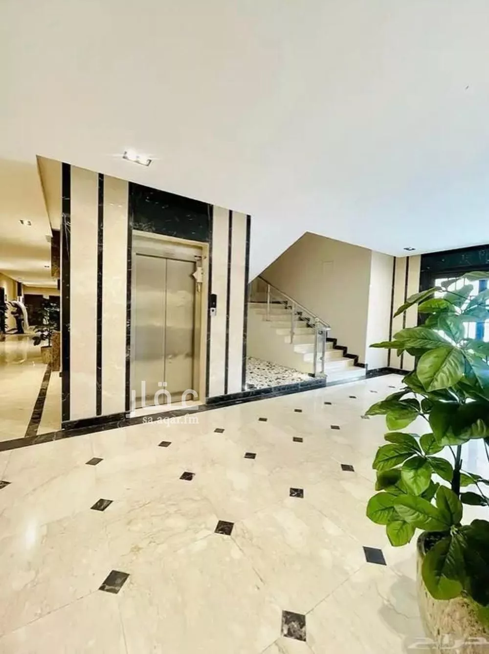 شقة للإيجار في شارع محمد بن عبدالعزيز الدغيثر, حي الملقا, مدينة الرياض, منطقة الرياض 1 صورة