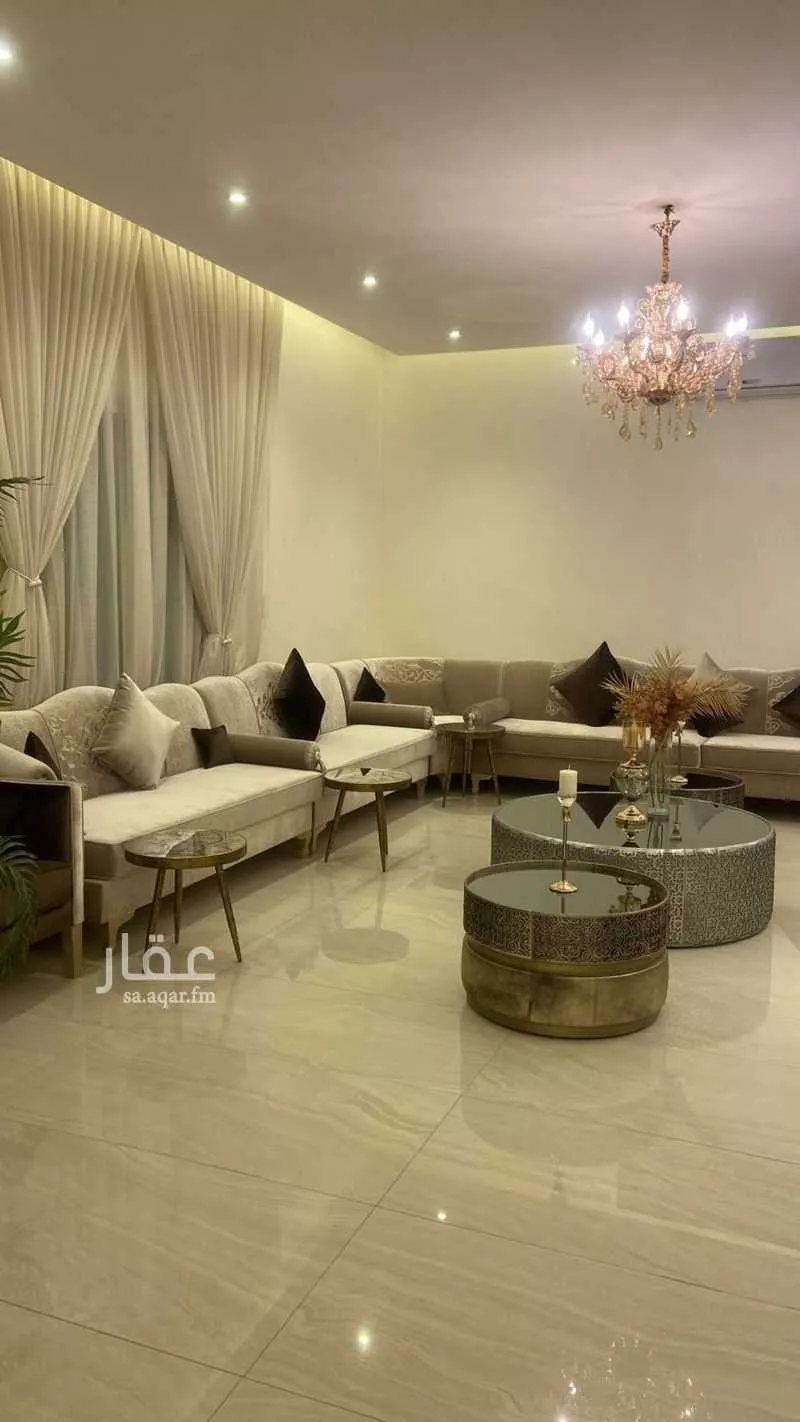 فيلا للبيع في شارع حامد بن اسماعيل, حي القيروان, مدينة الرياض, منطقة الرياض 1 صورة