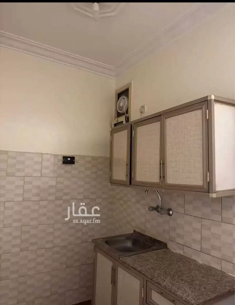 عمارة للإيجار في شارع اميمة بنت خلف, حي الأفق, مدينة بريدة, منطقة القصيم 1 صورة