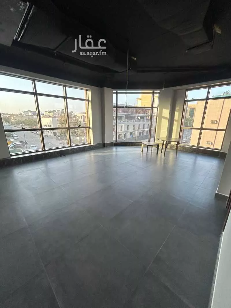 عمارة للإيجار في شارع جرير, حي الملز, مدينة الرياض, منطقة الرياض 1 صورة