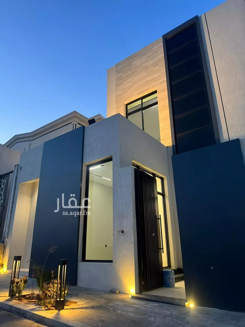 فيلا للبيع في شارع أحمد بن علي الشوائطي, حي المهدية, مدينة الرياض, منطقة الرياض 1 صورة