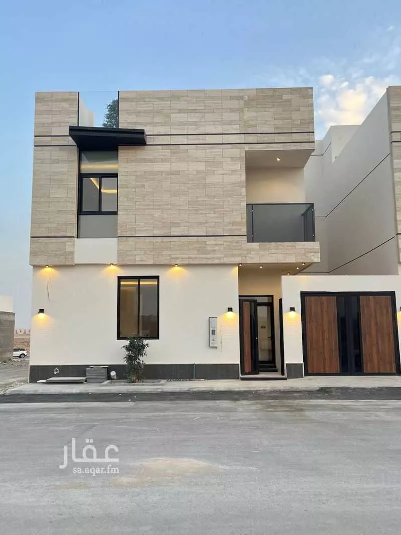 فيلا للبيع في شارع أبي العباس الصقلي, حي المهدية, مدينة الرياض, منطقة الرياض 1 صورة