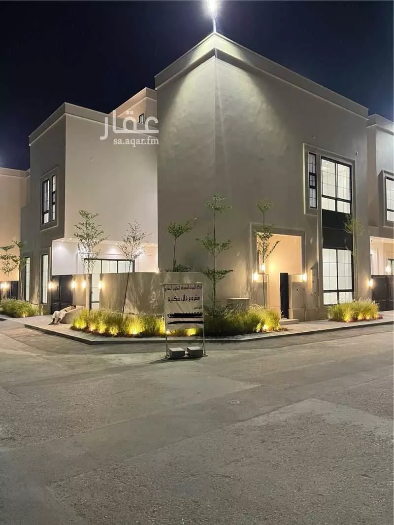 فيلا للبيع في شارع ابي الحسن, حي المهدية, مدينة الرياض, منطقة الرياض 1 صورة
