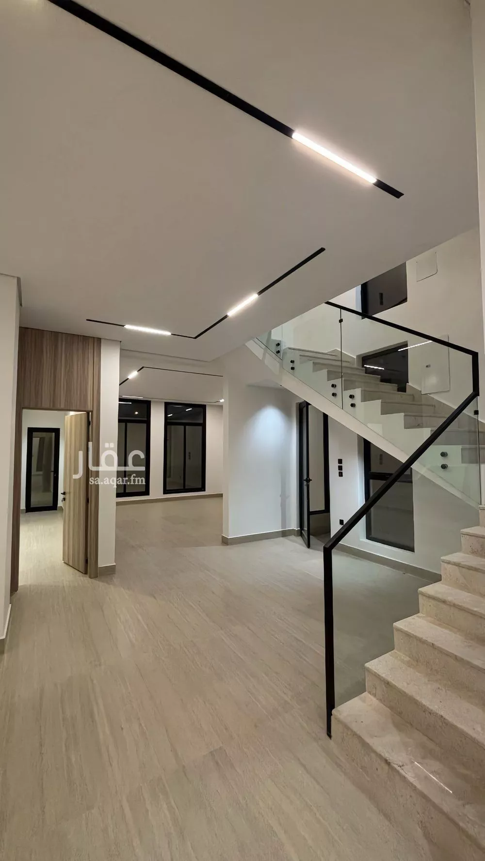 فيلا للبيع في شارع أحمد بن علي الشوائطي, حي المهدية, مدينة الرياض, منطقة الرياض 1 صورة