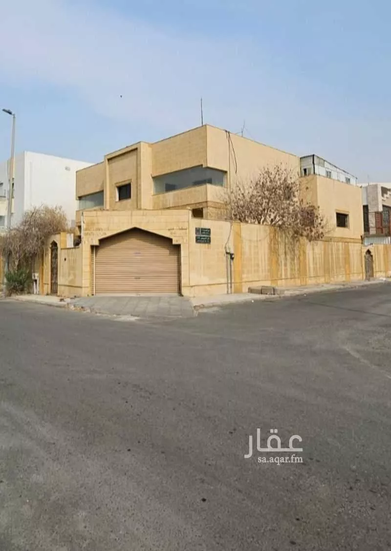 فيلا للبيع في شارع اليوسفي, حي الحمراء, مدينة جدة, منطقة مكة المكرمة 1 صورة