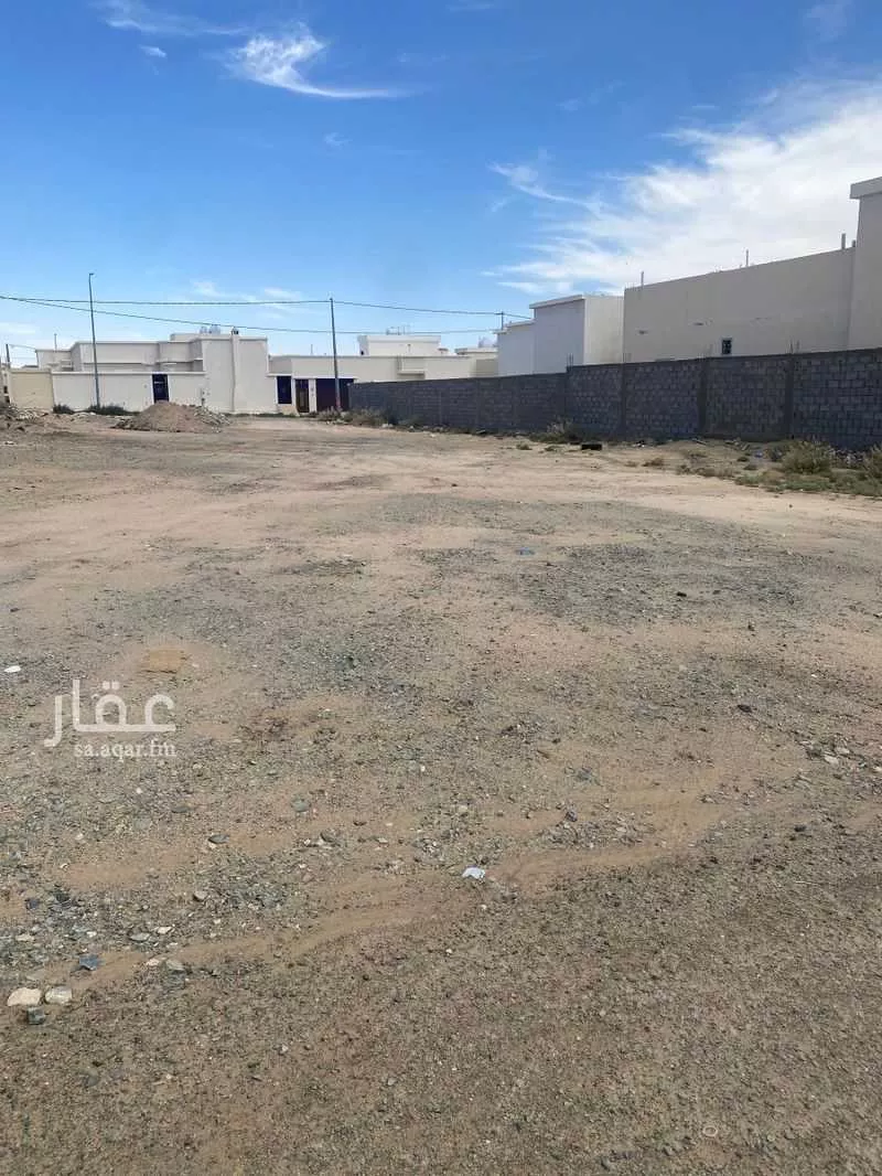 أرض للبيع في شارع 6715725, حي الشلال, مدينة عفيف, منطقة الرياض 1 صورة
