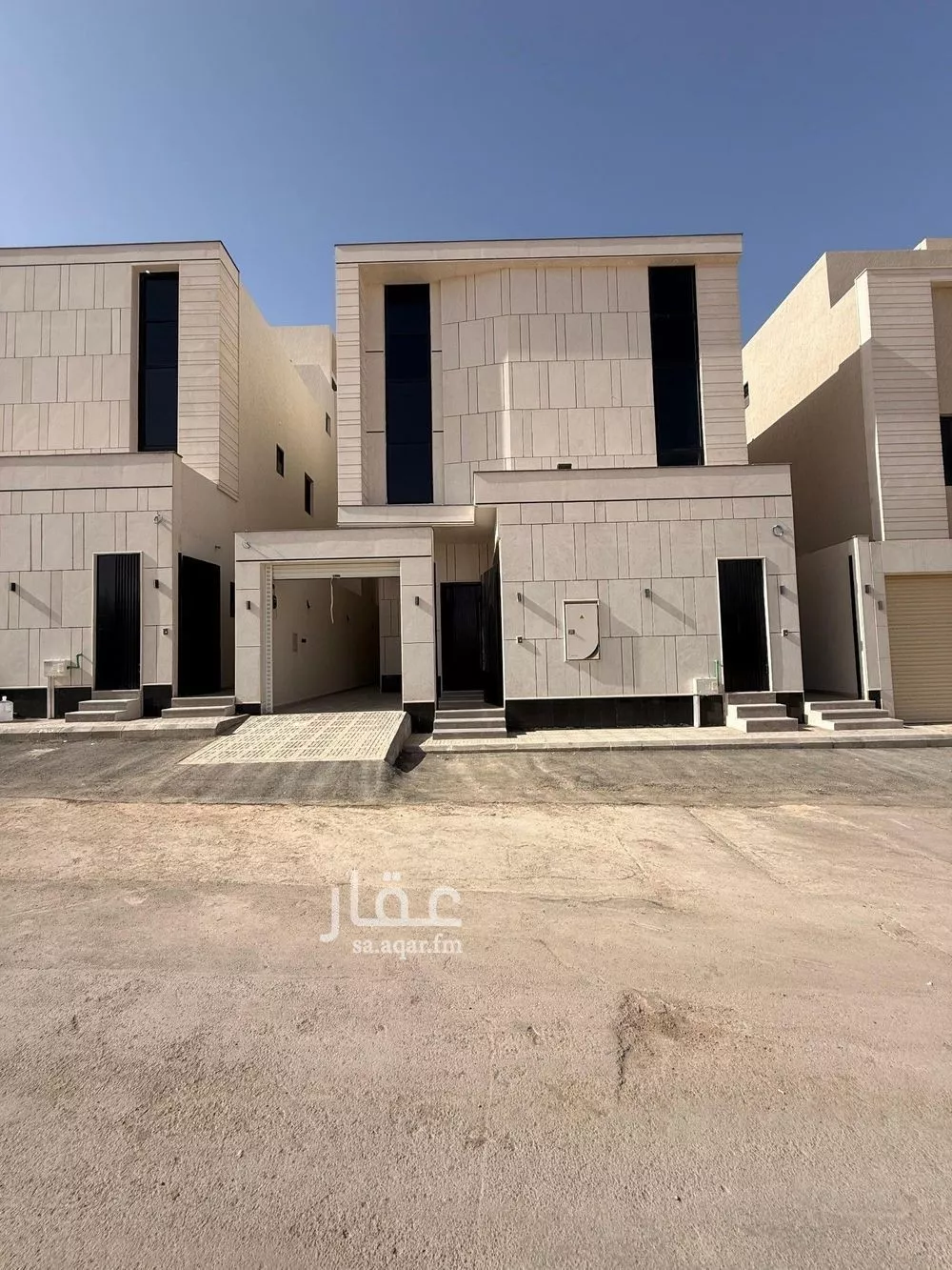 فيلا للبيع في شارع علي بن الأثير, حي الرمال, مدينة الرياض, منطقة الرياض 1 صورة