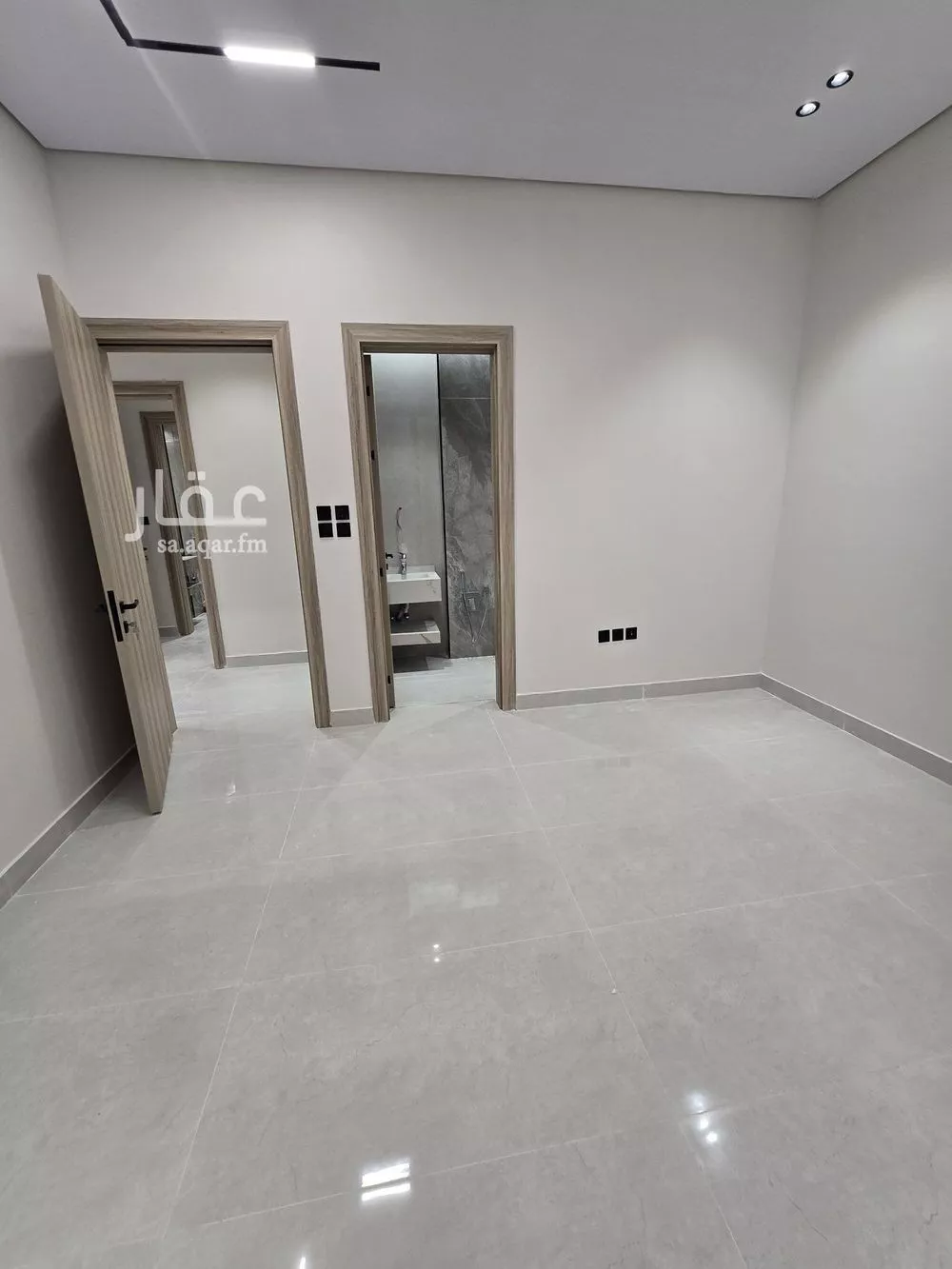 دور للبيع في شارع رقم 455, حي المونسية, مدينة الرياض, منطقة الرياض 1 صورة