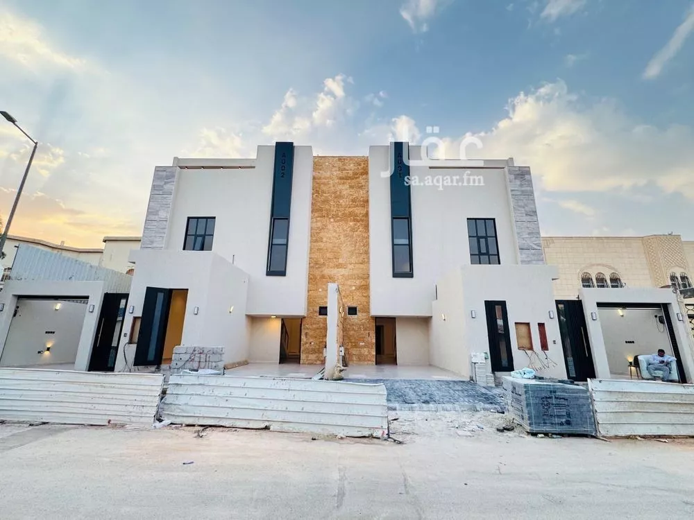 دور للبيع في شارع عبدالله بن ابي المظفر, حي الخليج, مدينة الرياض, منطقة الرياض 1 صورة