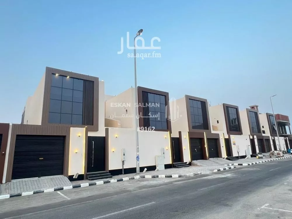 فيلا للبيع في شارع علي بن عبيد الله السمسمي, حي الصالحية, مدينة جدة, منطقة مكة المكرمة 1 صورة